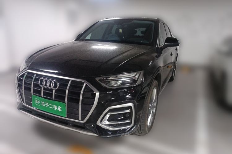 Used Audi Q5L 2022 40T Fashionable and Elegant Model Guazi used car, China used car export, Used car for sale, Used cars, Cheapest cars for sale