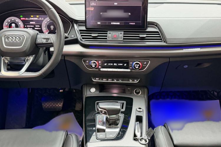 Used Audi Q5L 2022 45T Luxury Dynamic Model Audio And AC Panel