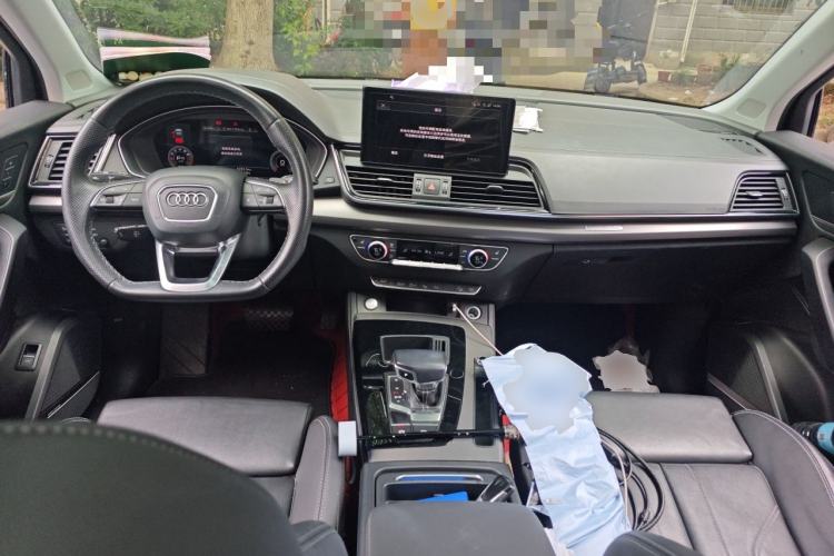 Used Audi Q5L 2022 45T Luxury Dynamic Model Center Console
