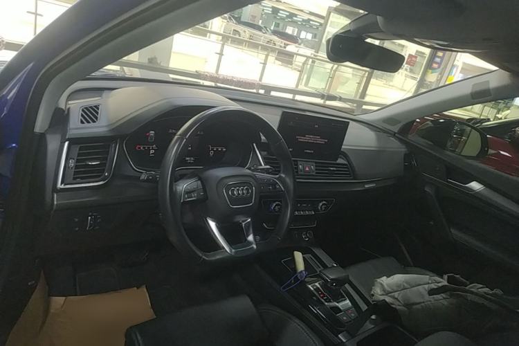 Used Audi Q5L 2022 45T Luxury Dynamic Model Center Console