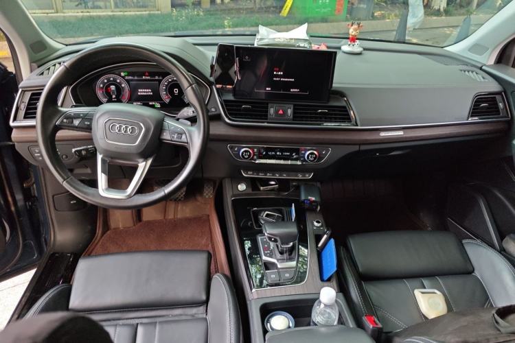 Used Audi Q5L 2022 Updated 45T Prestige Dynamic Edition Center Console