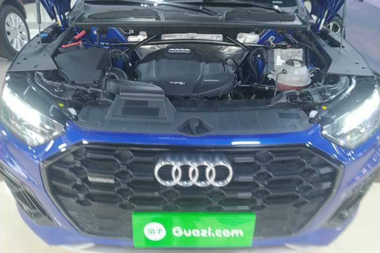 Used Audi Q5L 2022 45T Luxury Dynamic Model Engine Bay