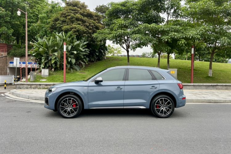 Used Audi Q5L 2022 40T RS Package Performance Model Exterior 10