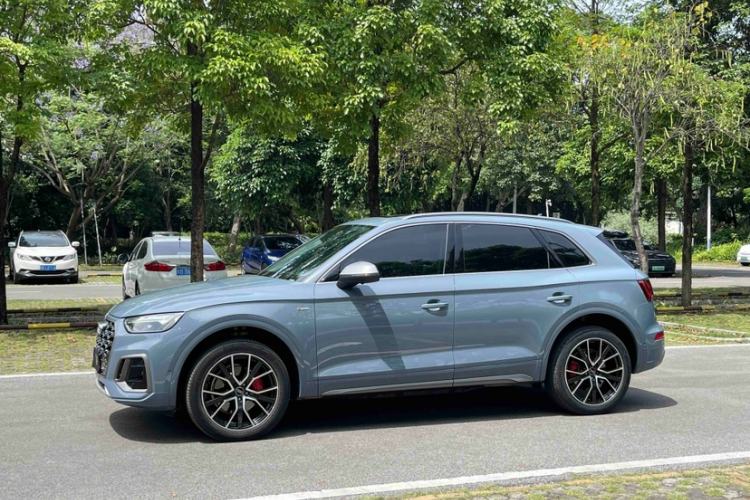 Used Audi Q5L 2022 40T RS Package Performance Model Exterior 3