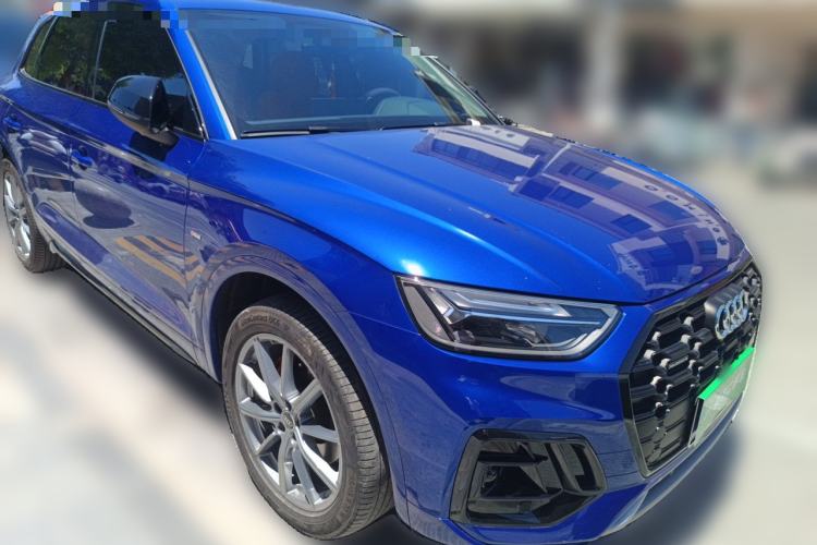 Used Audi Q5L 2022 40T RS Package Performance Model Front Right 45 Deg