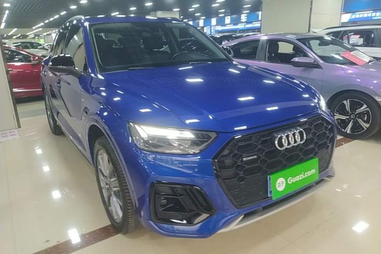 Used Audi Q5L 2022 45T Luxury Dynamic Model Front Right 45 Deg