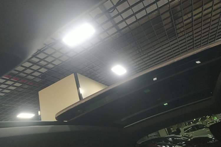 Used Audi Q5L 2022 45T Luxury Dynamic Model Headliner