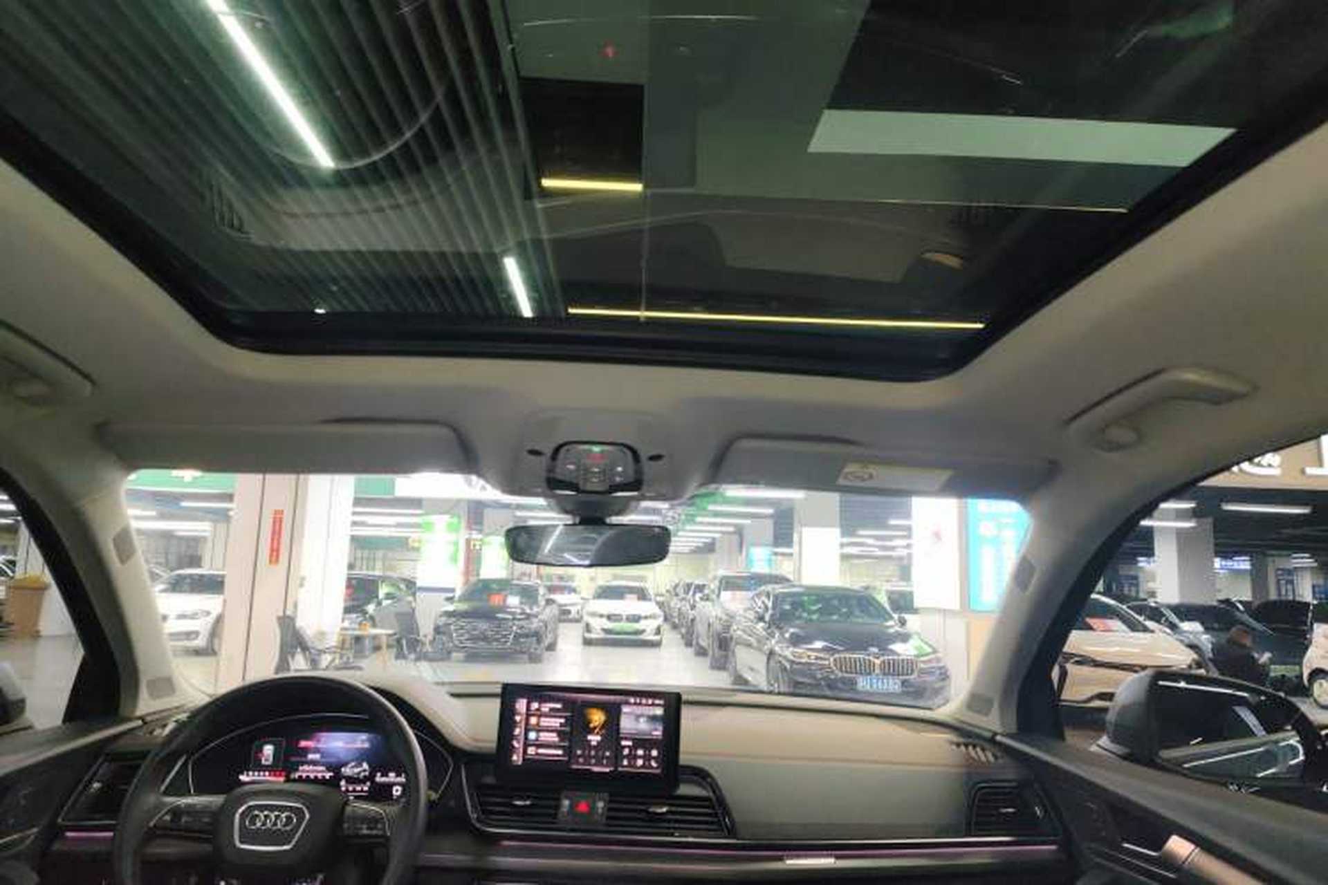 Used Audi Q5L 2022 40T RS Package Performance Model Headliner
