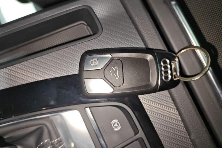 Used Audi Q5L 2022 Updated 45T Luxury Dynamic Version Interior 1