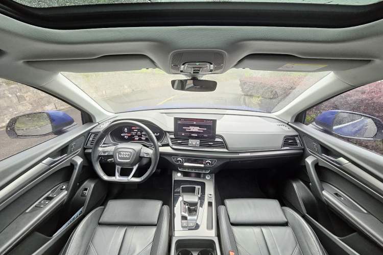 Used Audi Q5L 2022 Updated 40T Luxury Dynamic Edition Interior 3