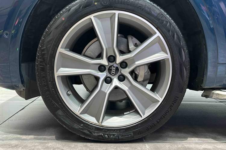 Used Audi Q5L 2022 Updated 45T Luxury Dynamic Version Interior 6