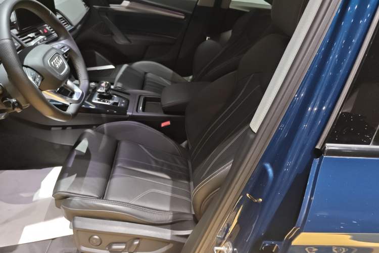 Used Audi Q5L 2022 Updated 45T Luxury Dynamic Version Left Front Seat