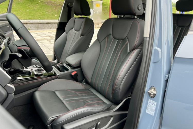 Used Audi Q5L 2022 40T RS Package Performance Model Left Front Seat
