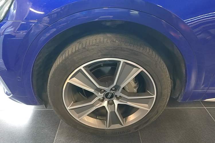 Used Audi Q5L 2022 45T Luxury Dynamic Model Left Front Wheel Hub