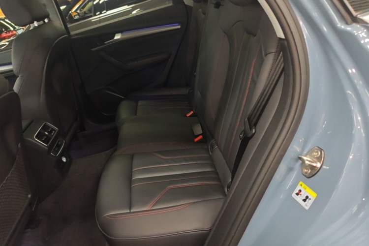 Used Audi Q5L 2022 40T RS Package Performance Model Left Rear Seat