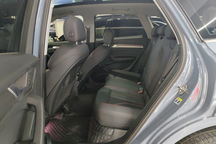 Used Audi Q5L 2022 40T RS Package Performance Model Left Rear Seat