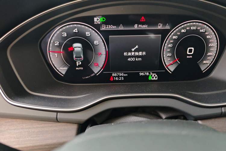 Used Audi Q5L 2022 Updated 45T Prestige Dynamic Edition Odometer Close Up