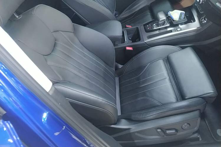 Used Audi Q5L 2022 45T Luxury Dynamic Model Right Front Seat