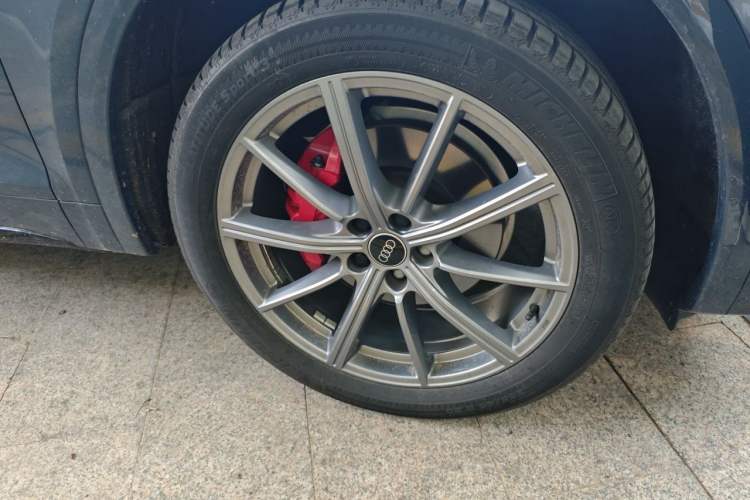 Used Audi Q5L 2022 Updated 45T Prestige Dynamic Edition Right Front Wheel Hub