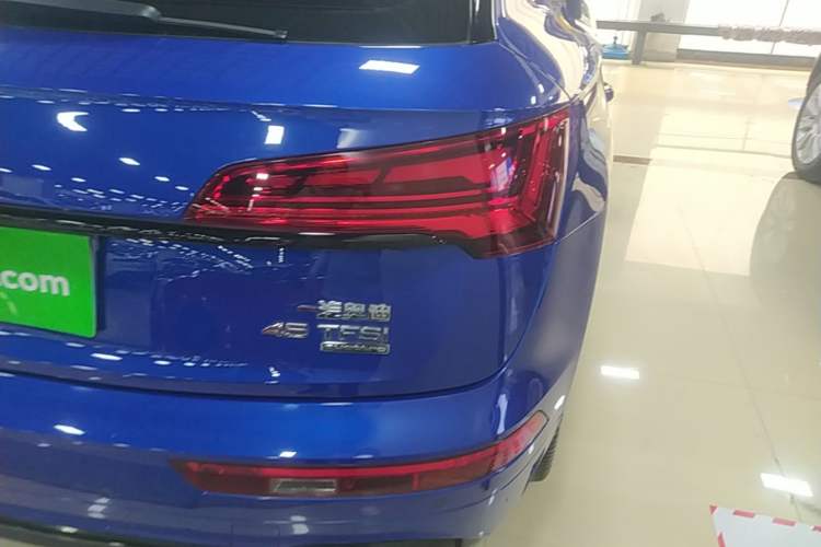 Used Audi Q5L 2022 45T Luxury Dynamic Model Right Rear Taillight