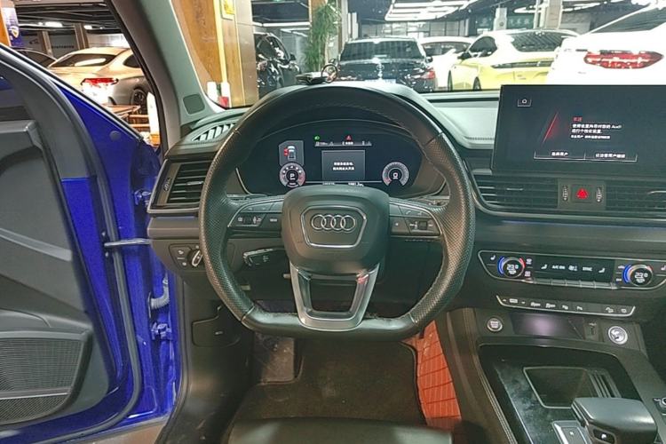 Used Audi Q5L 2022 45T Luxury Dynamic Model Steering Wheel