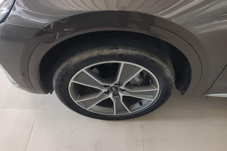 Used Audi Q5L 2022 Updated 45T Luxury Dynamic Version Exterior 7