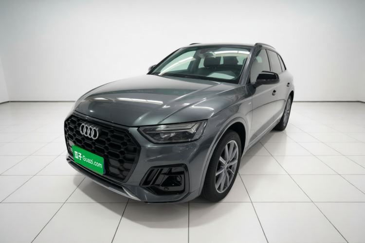 Used Audi Q5L 2022 40T Luxury Dynamic Model Guazi used car, China used car export, Used car for sale, Used cars, Cheapest cars for sale