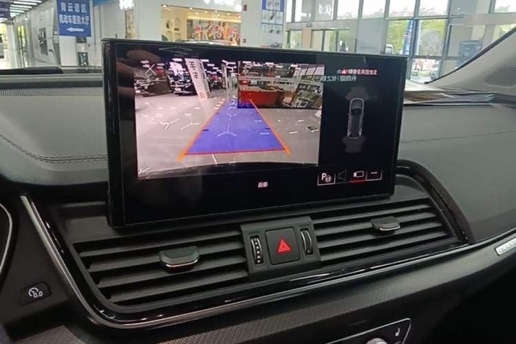 Used Audi Q5L 2022 Updated 45T Luxury Dynamic Version Audio And AC Panel