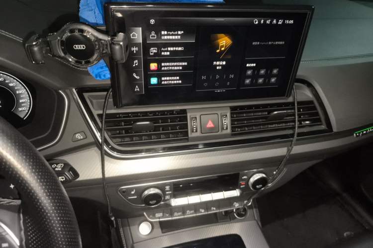 Used Audi Q5L 2022 40T Luxury Dynamic Model Audio And AC Panel