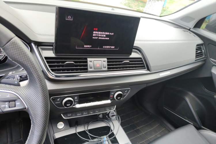 Used Audi Q5L 2022 45T Luxury Dynamic Model Audio And AC Panel