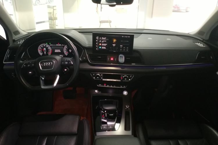 Used Audi Q5L 2022 45T Luxury Dynamic Model Center Console