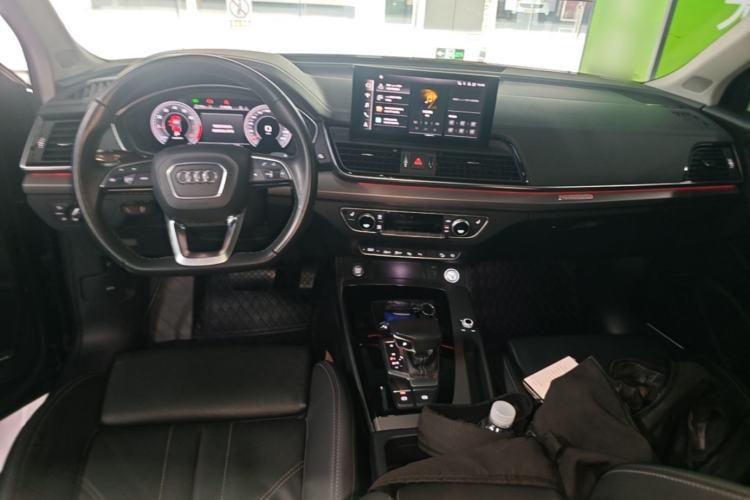 Used Audi Q5L 2022 45T Luxury Dynamic Model Center Console