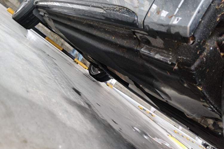 Used Audi Q5L 2022 45T Luxury Dynamic Model Chassis Front Right