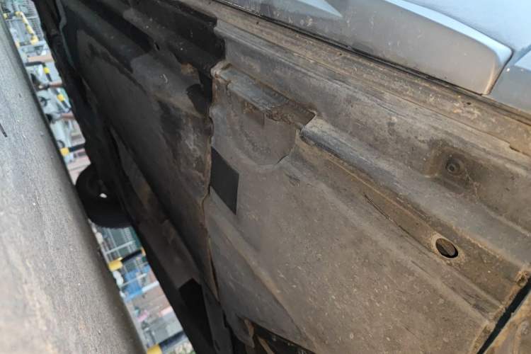 Used Audi Q5L 2022 40T RS Package Performance Model Chassis Rear Left