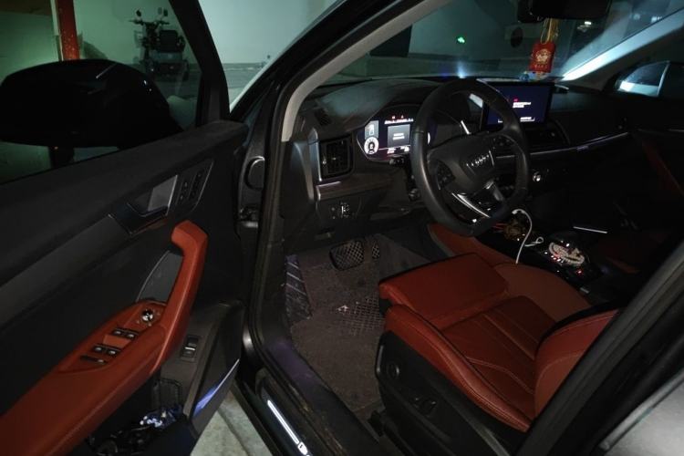 Used Audi Q5L 2022 Updated 45T Luxury Dynamic Version Driver Seat