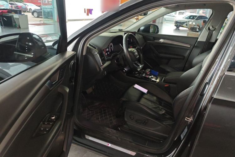 Used Audi Q5L 2022 40T Luxury Dynamic Model Driver Seat