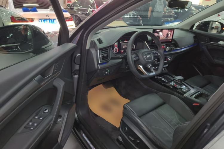 Used Audi Q5L 2022 40T Fashionable and Dynamic Model Driver Seat