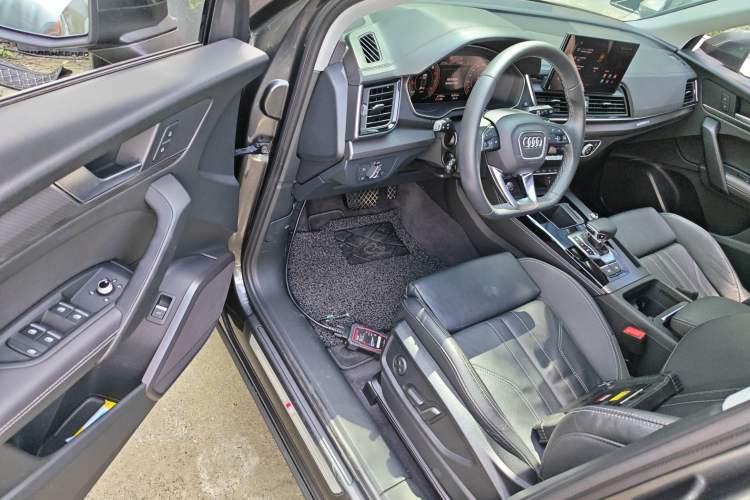 Used Audi Q5L 2022 Updated 40T Luxury Dynamic Edition Driver Seat