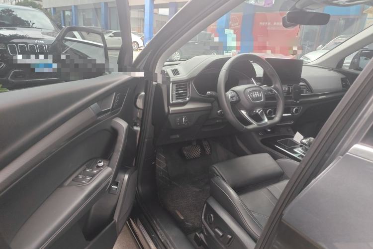 Used Audi Q5L 2022 40T Luxury Dynamic Model Driver Seat