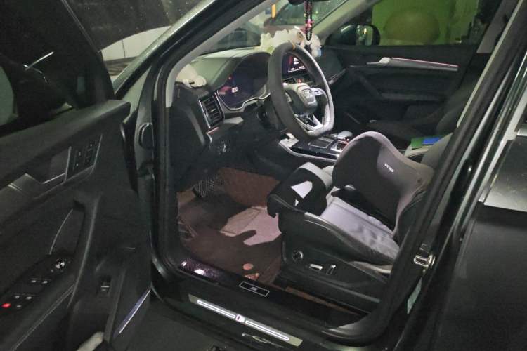 Used Audi Q5L 2022 Updated 45T Luxury Dynamic Version Driver Seat