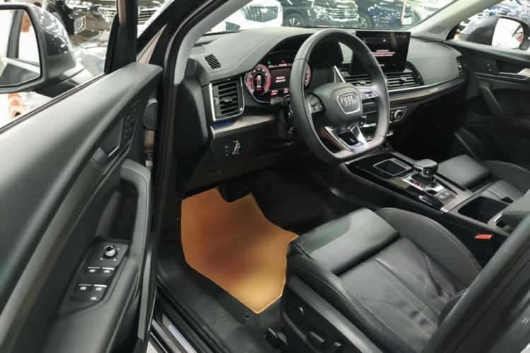 Used Audi Q5L 2022 45T Luxury Dynamic Model Driver Seat