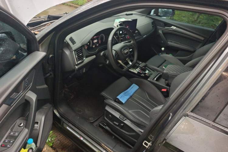 Used Audi Q5L 2022 Updated 40T Luxury Dynamic Edition Driver Seat