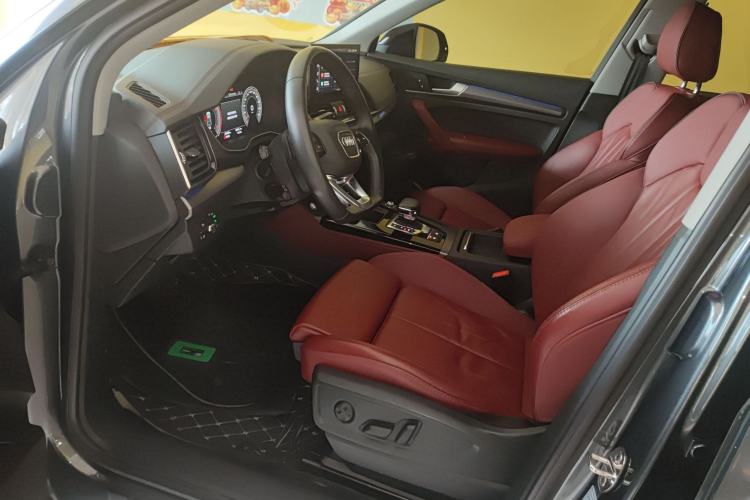 Used Audi Q5L 2022 40T Fashionable and Dynamic Model Driver Seat