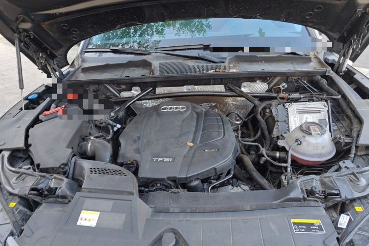 Used Audi Q5L 2022 Updated 40T Luxury Dynamic Edition Engine Bay