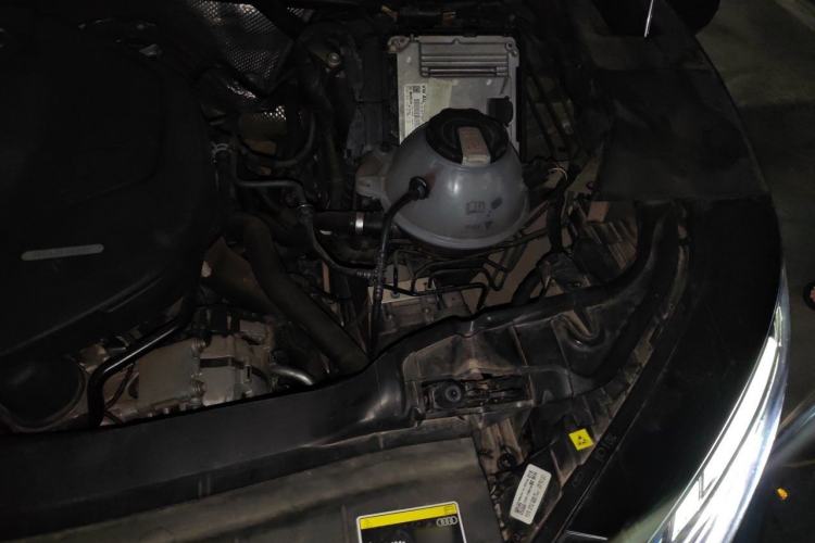 Used Audi Q5L 2022 40T Fashionable and Dynamic Model Engine Bay Left