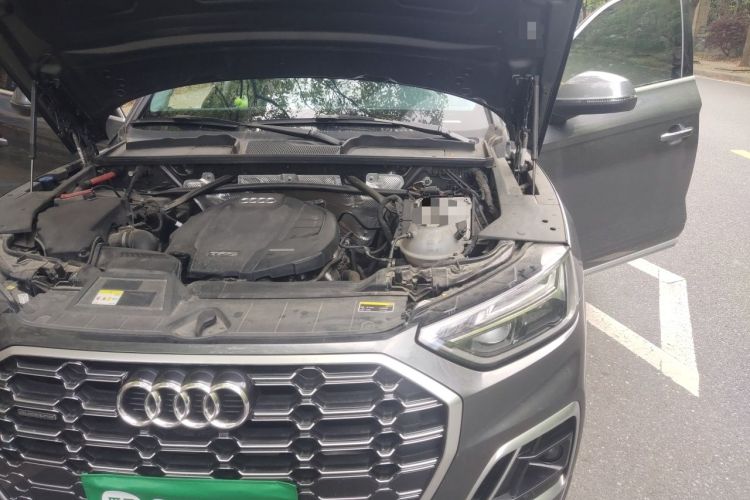 Used Audi Q5L 2022 40T Luxury Dynamic Model Engine Bay Left