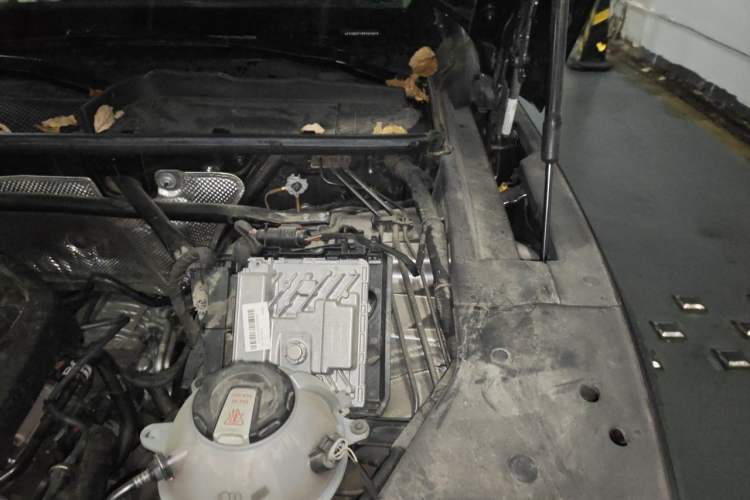 Used Audi Q5L 2022 Updated 45T Luxury Dynamic Version Engine Bay Left