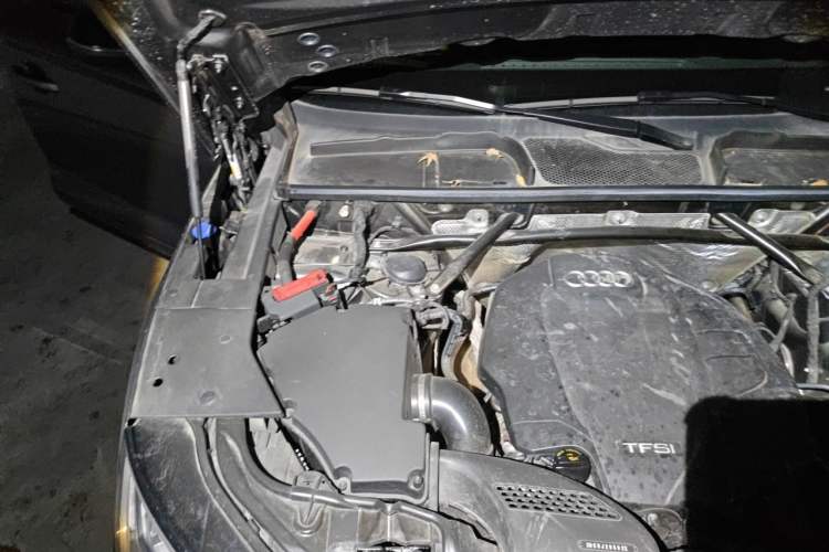 Used Audi Q5L 2022 Updated 45T Luxury Dynamic Version Engine Bay Right