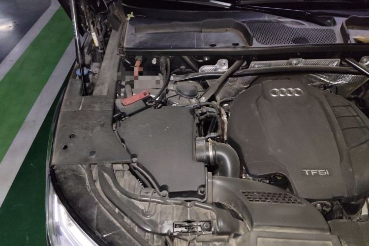 Used Audi Q5L 2022 Updated 40T Luxury Dynamic Edition Engine Bay Right