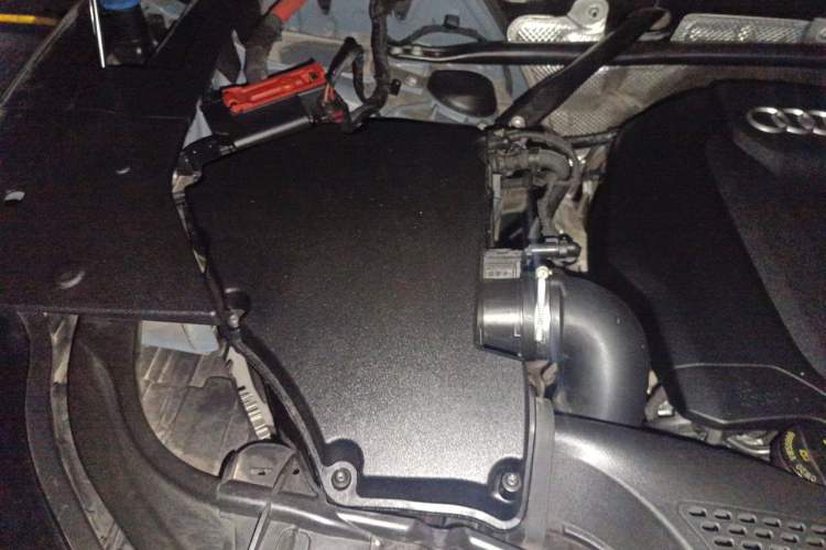 Used Audi Q5L 2022 40T Luxury Dynamic Model Engine Bay Right